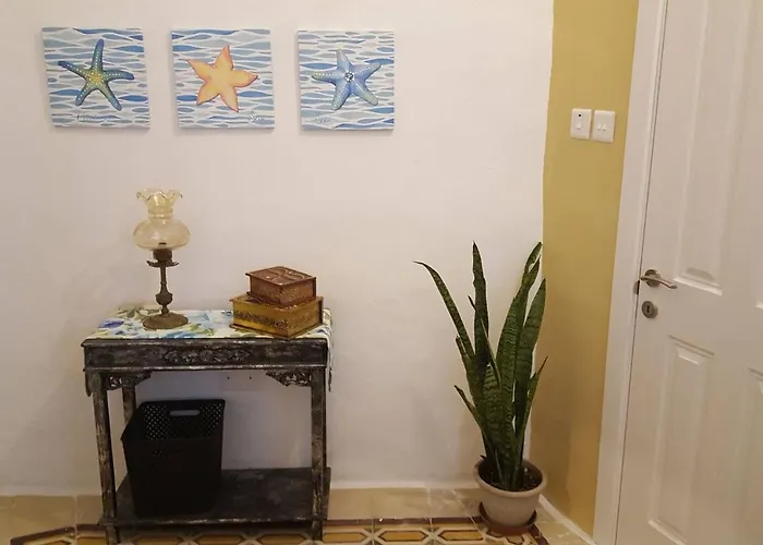 Fully Air-conditioned Traditional Maltese House Ferienhaus *