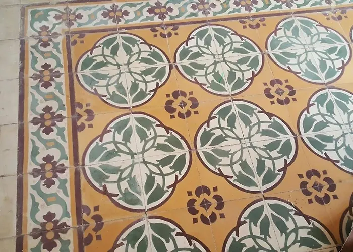 Fully Air-conditioned Traditional Maltese House Ferienhaus