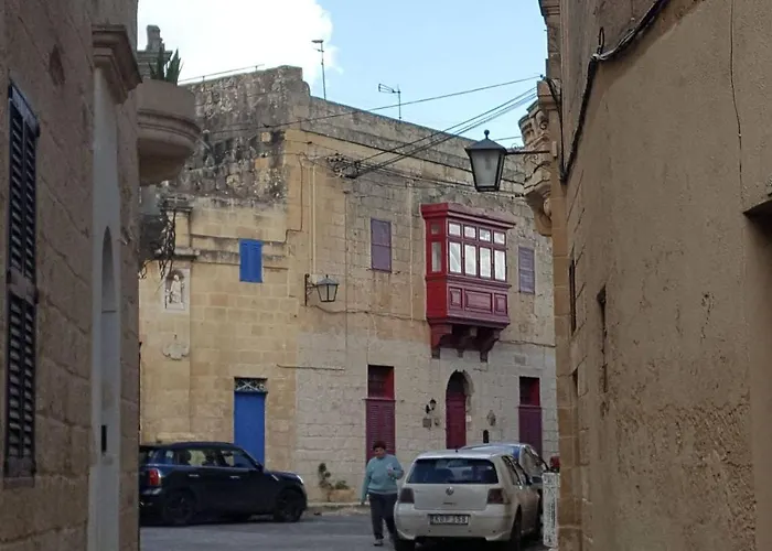 Fully Air-conditioned Traditional Maltese House